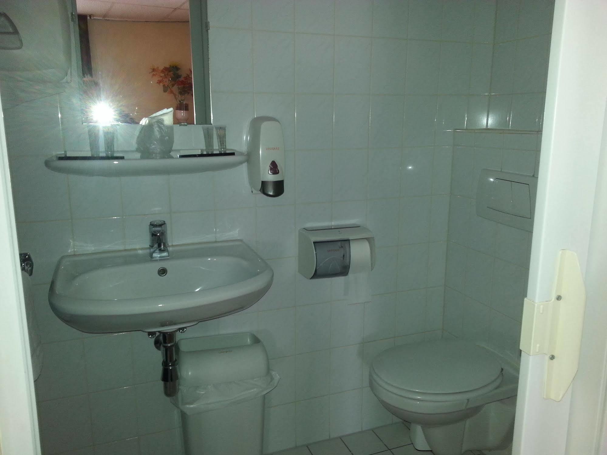 Oranje Hotel ซิตตาร์ด ภายนอก รูปภาพ